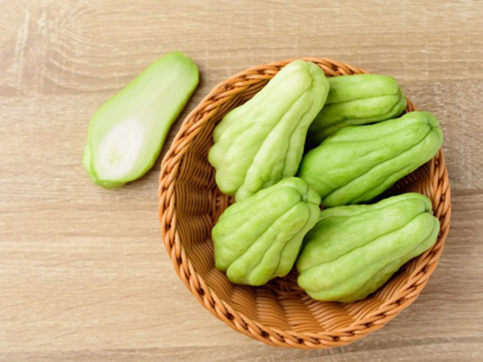 Bật mí lý do người bị axit uric cao cần tăng cường ăn quả su su