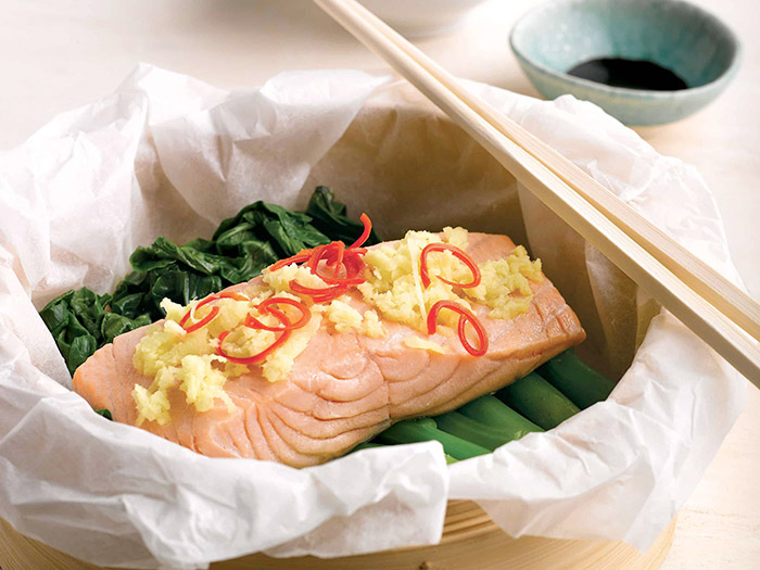 Những trường hợp cần thận trọng khi ăn cá hồi